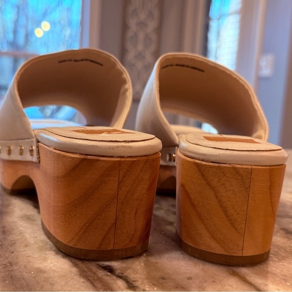 Women’s DOLCE VITA Dorado white leather wooden clog sandals- Size 7.5 - Picture 7 of 10